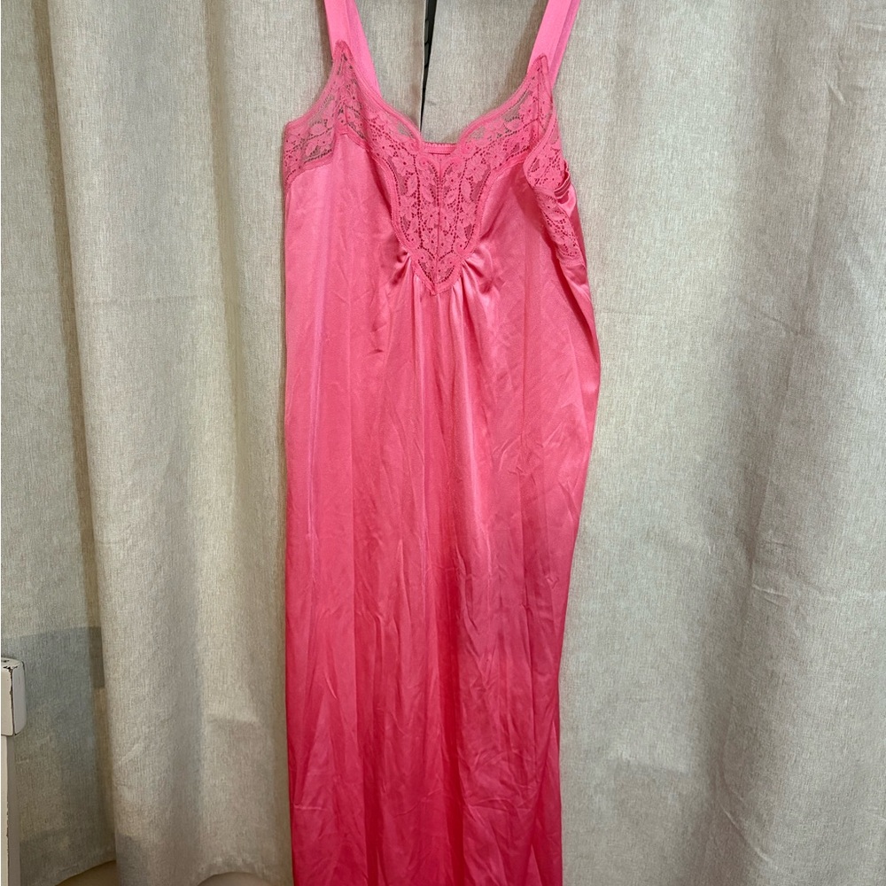 Vanity Fair Pink Chemise with Lace Trim